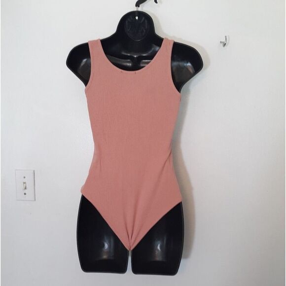 Ambiance pink lace up bodysuit - Picture 5 of 5
